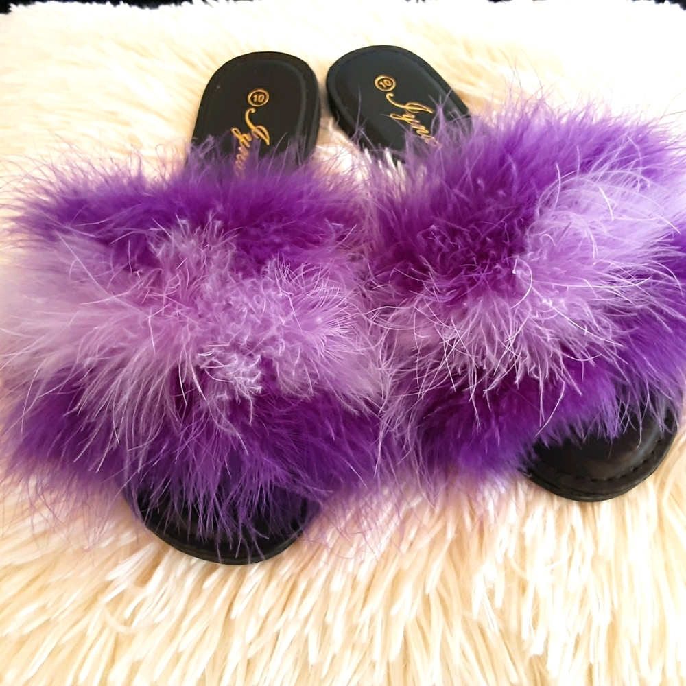 Womens feather shoes/slippers